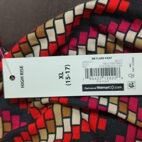 No Boundaries Juniors' High Rise Flare Pants In Chevron/Black Size XL 15-17 New - Picture 7 of 8